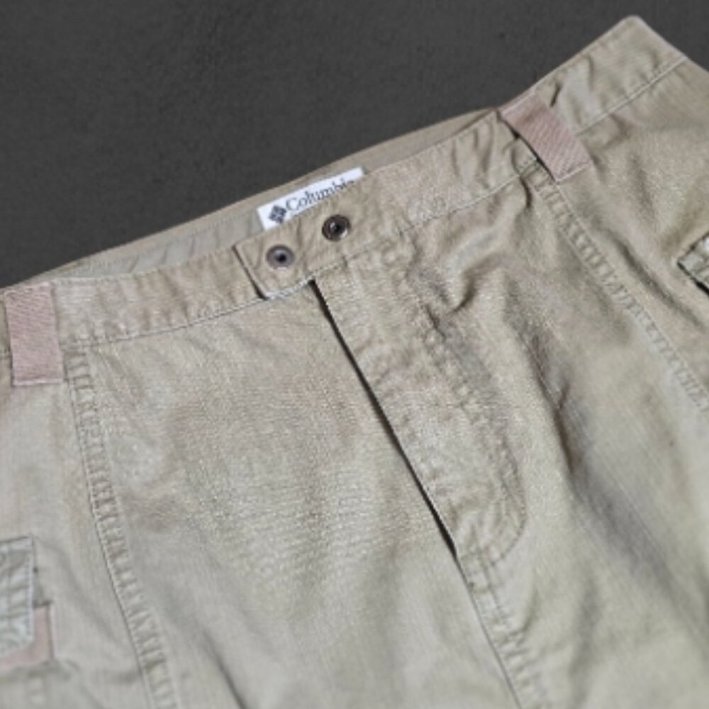 Khaki COLUMBIA Cargo skirt sz 8
